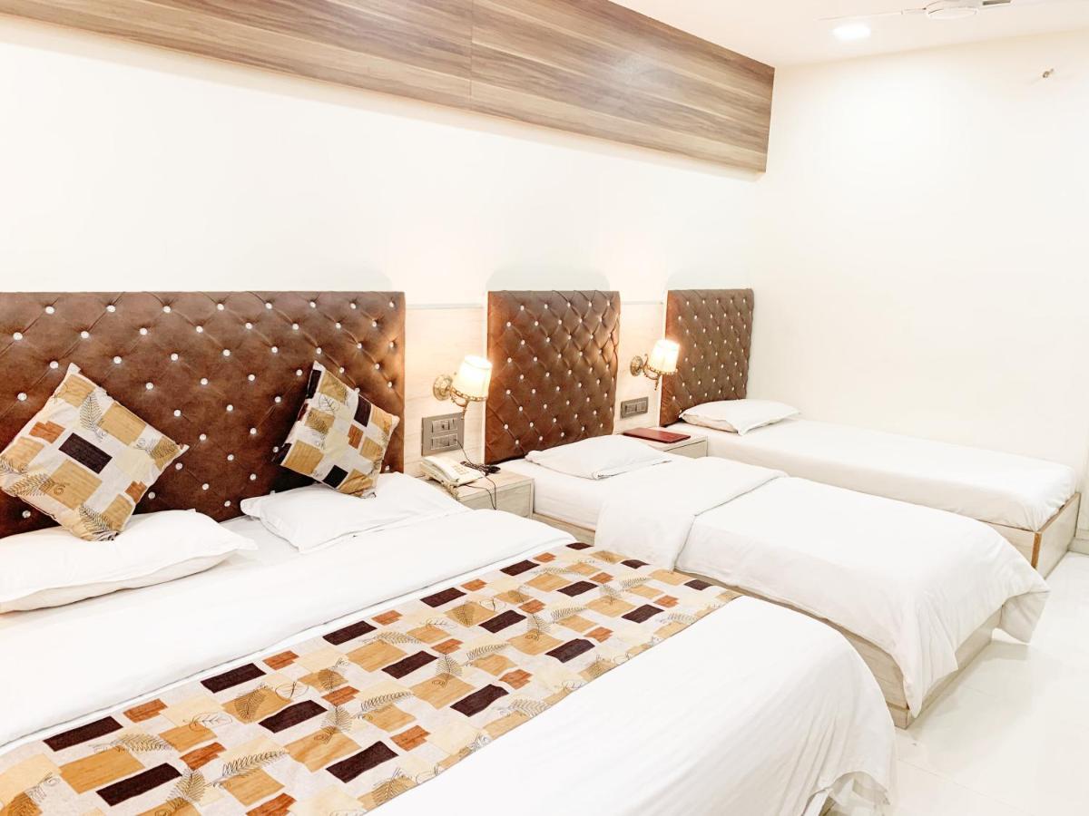 Hotel Royale Heritage Nashik Extérieur photo