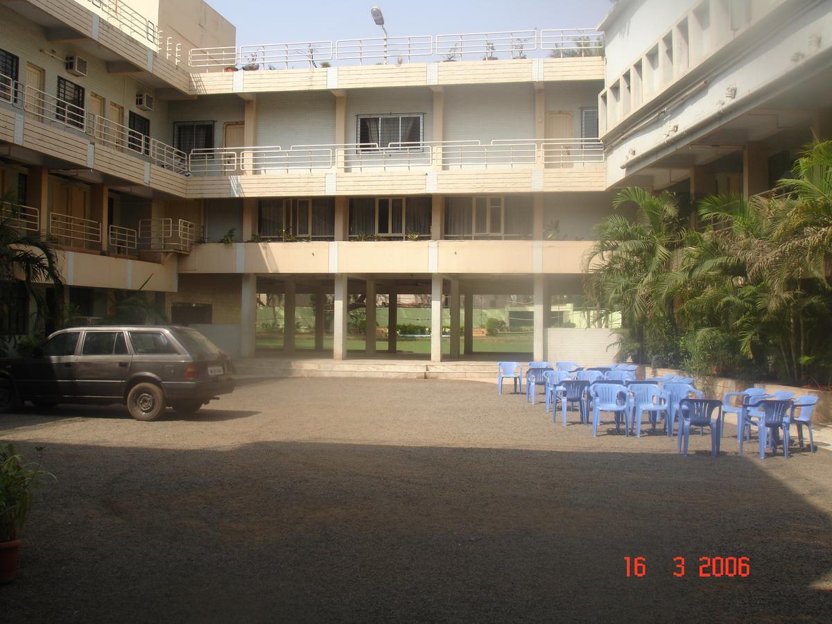 Hotel Royale Heritage Nashik Extérieur photo