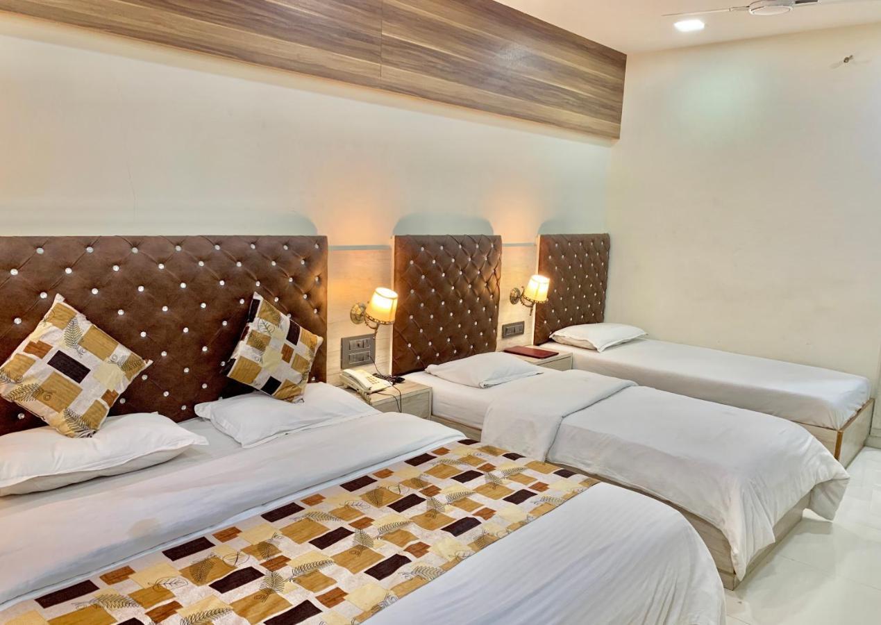 Hotel Royale Heritage Nashik Extérieur photo